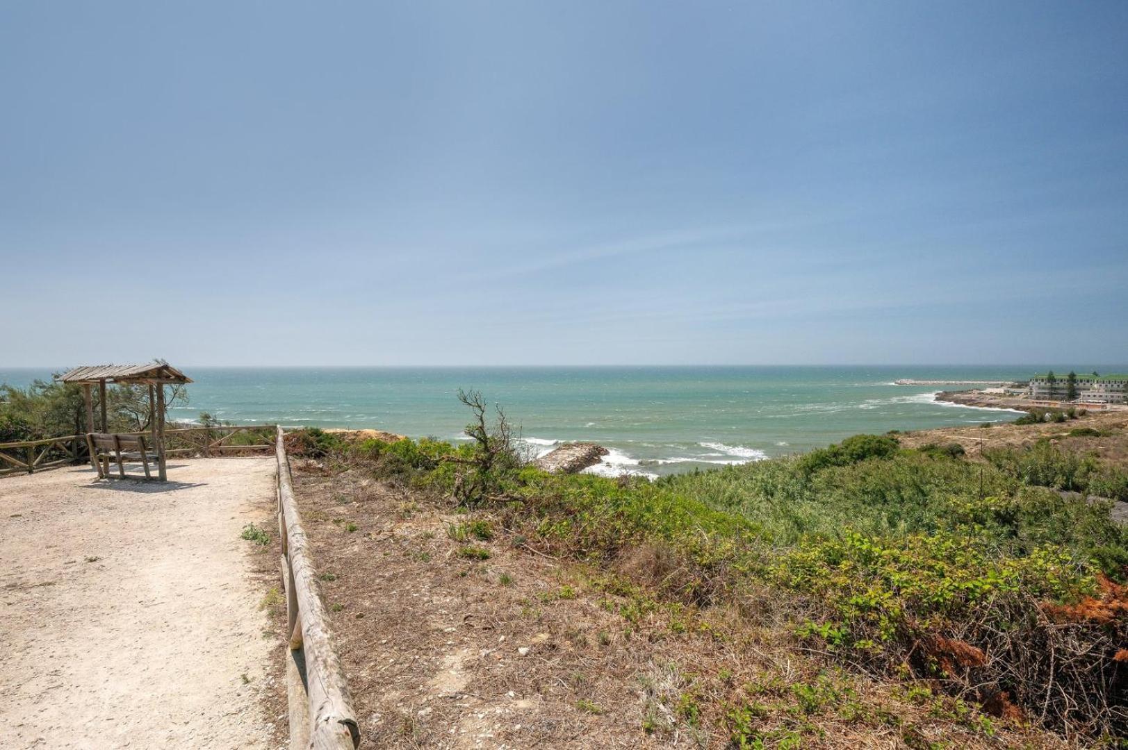 Guestready - Floral Ericeira Residence Buitenkant foto